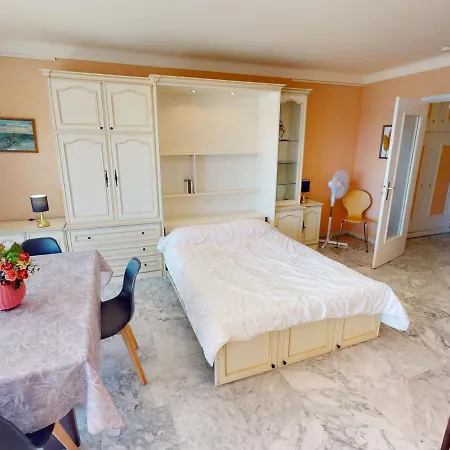 Apartament Spacieux Avec Terrasse, Parking, Face Mer, Proche Plages Et Commodites - Fr-1-196-320 Roquebrune-Cap-Martin
